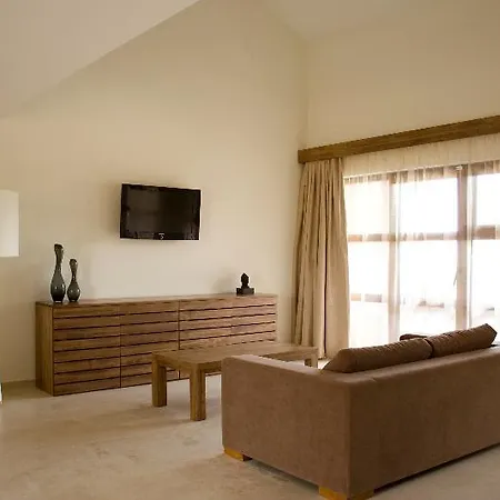 Hotel Mellow 3*